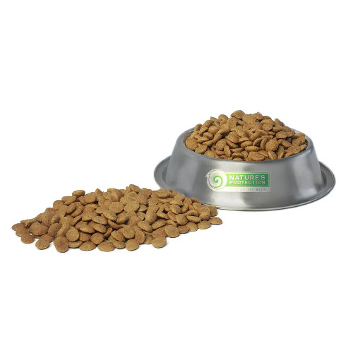 Беззерновий сухий корм Natures Protection Lifestyle Sterilised для стерилізованих котів, з лососем та крилем, 400 г