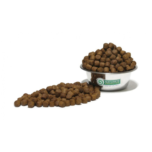 Сухий корм Natures Protection Large Cat для котів великих порід, 1.5 кг