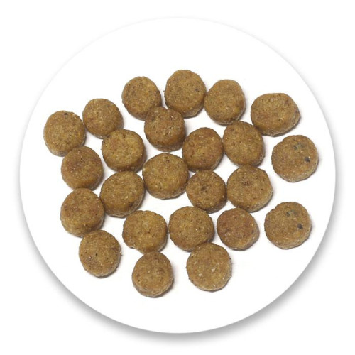 Сухий корм Natures Protection Sterilised Adult для стерилізованих котів, 400 г