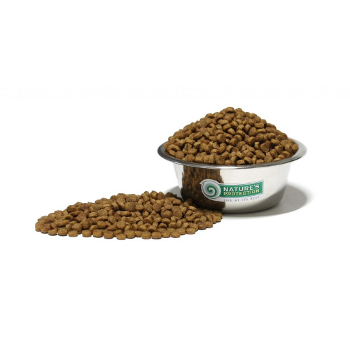 Сухий корм Natures Protection Senior для зрілих котів, 400 г